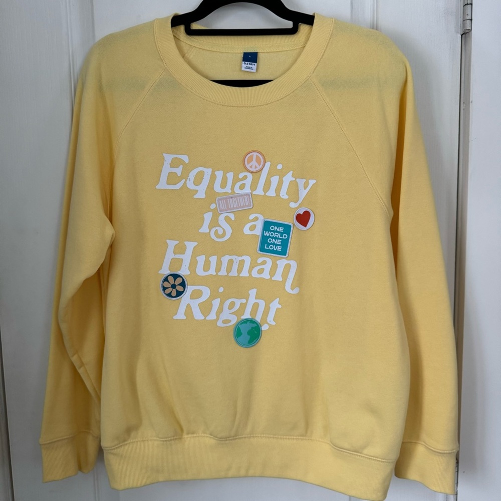 NWOT Old Navy Woman’s Yellow Crewneck Long Sleeve Sweater Size L